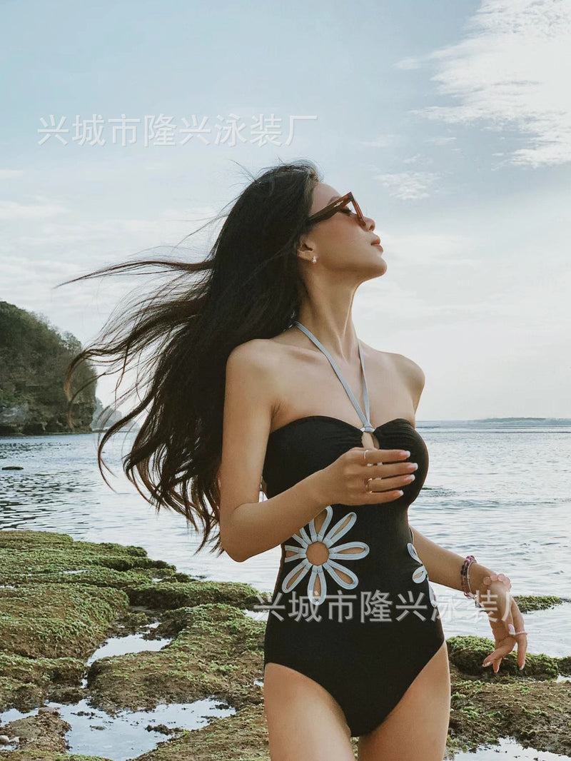 Wholesale European and American design new swimsuit women's sexy hollow simple wind neck one-piece swimsuit fashion beach vacation