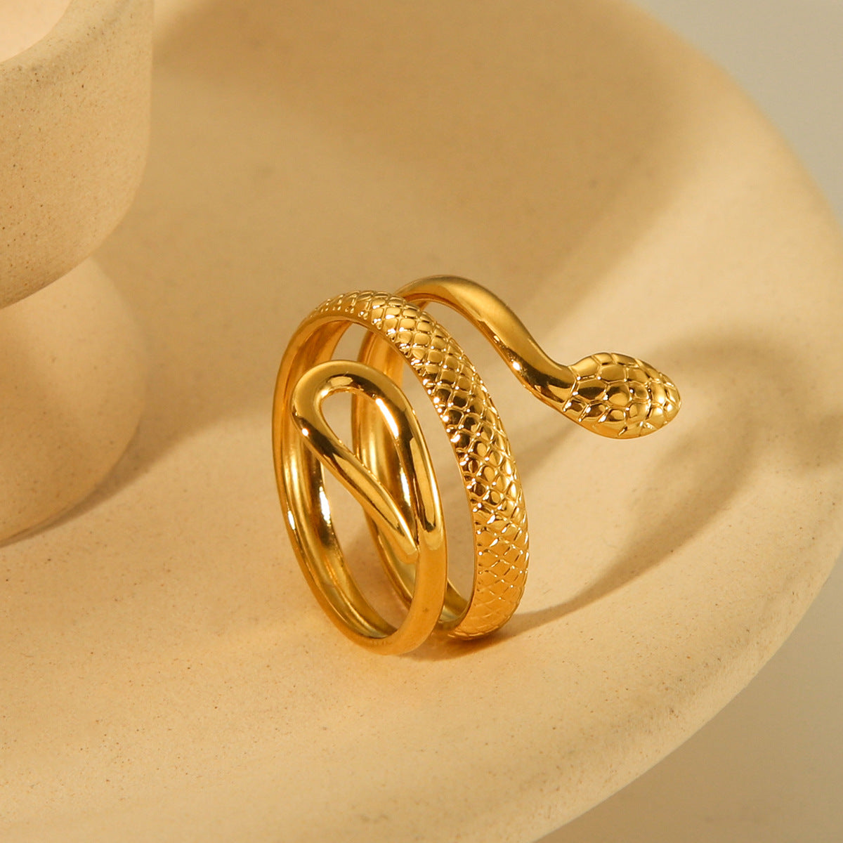 Ins style European and American cross-border 18K gold stainless steel snake ring female temperament all-match titanium steel ring non-fading jewelry