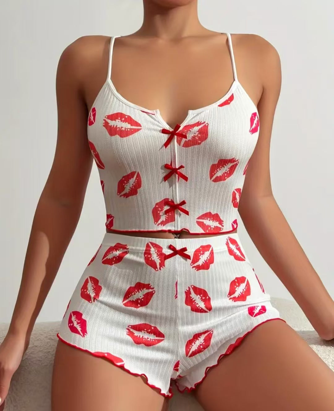 2024 Amazon Aliexpress New Product Heart-Shaped Printed Contrast Color Home Clothes Front Slit Suspender Pajamas Set