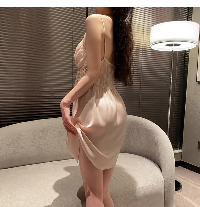 2025 New Pajamas for Women Spring and Summer Sexy Ice Silk Cut Out Suspender Breast Pad Nightgown Nightgown Set Home Clothes