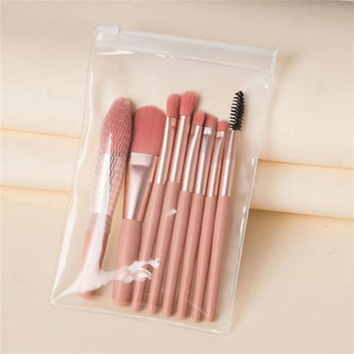 8-Piece Mini Soft and Fluffy Makeup Brush Set, Perfect for Makeup Beginners, Used for Foundation, Blush, and Eyeshadow to Create