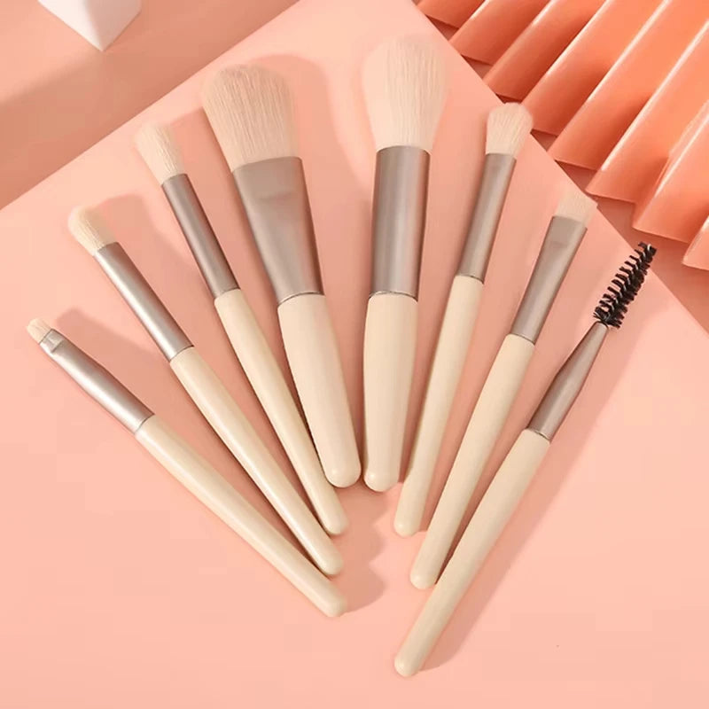 8-Piece Mini Soft and Fluffy Makeup Brush Set, Perfect for Makeup Beginners, Used for Foundation, Blush, and Eyeshadow to Create